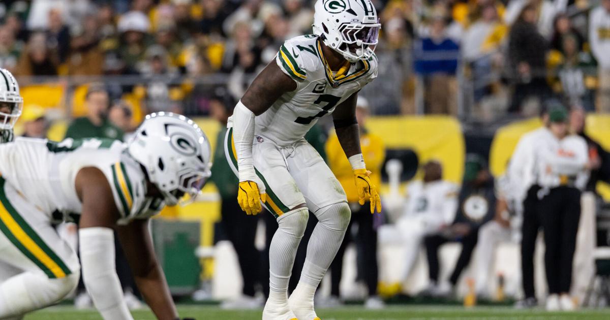 Packers add inside linebacker and defensive signal-caller Quay Walker to injury report with calf injury | Top Stories