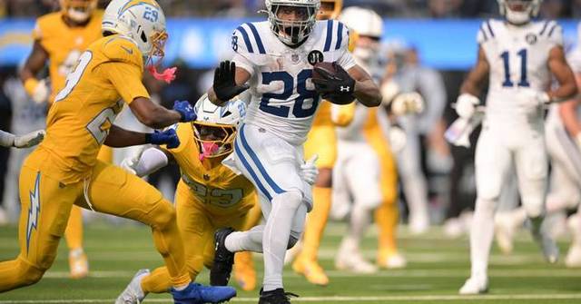 Colts chasing 4th straight win and another sweep of Titans in hopes of keeping league's best record
