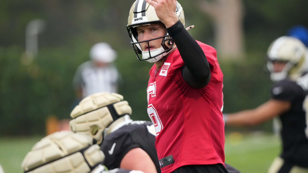 Tyler Shough must elevate pass game in tough matchup