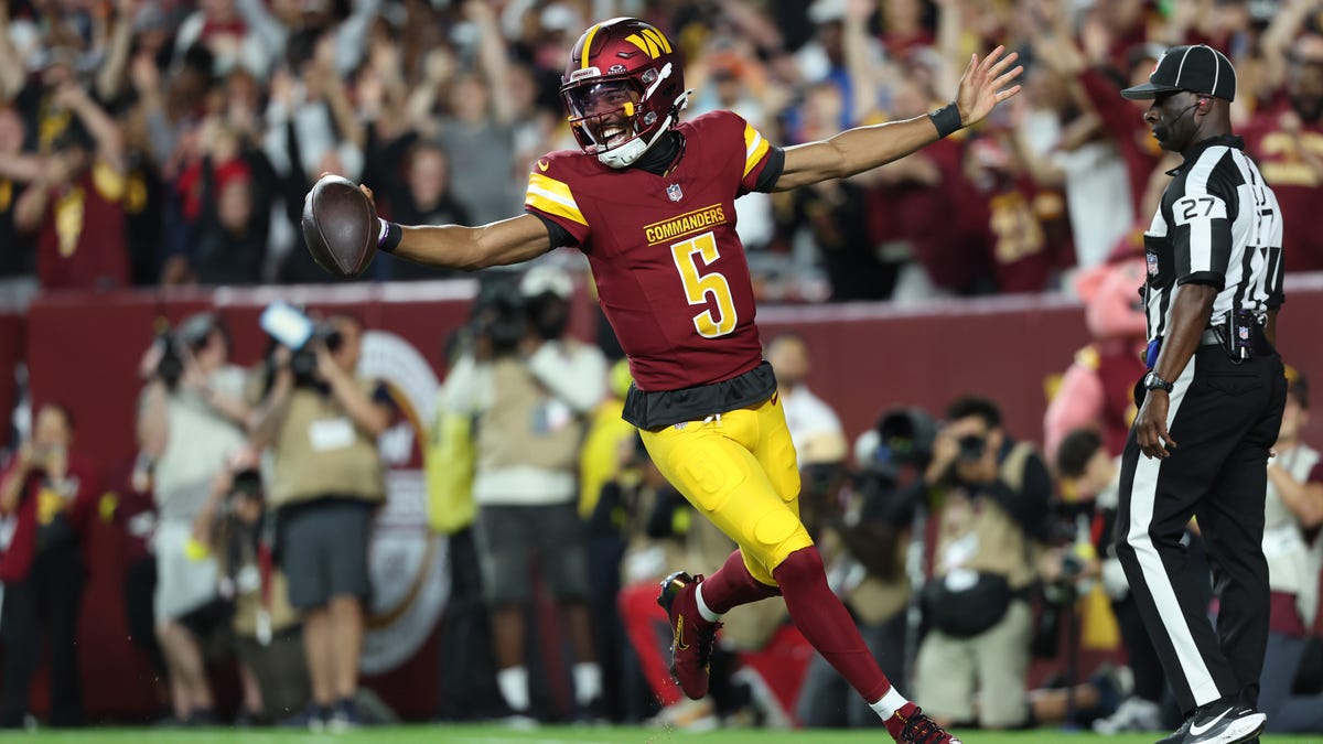 Predictions, picks and odds for SNF Week 9