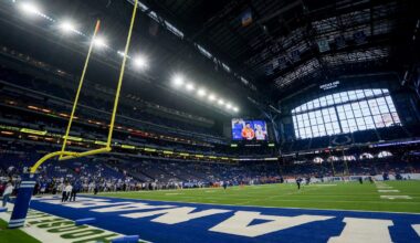 Lucas Oil Stadium roof closed for Colts vs Raiders; Indianapolis weather
