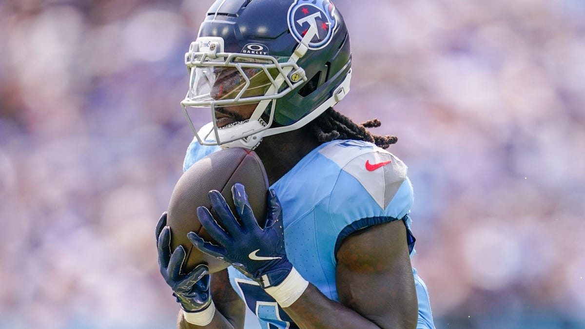 Tony Pollard, Darrell Baker limited