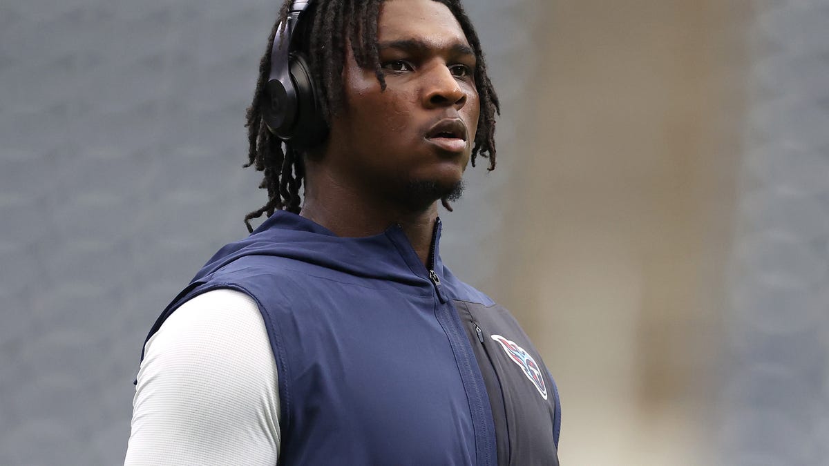 Cam Ward's 'we ass' phrase to Titans teammates after loss to Texans