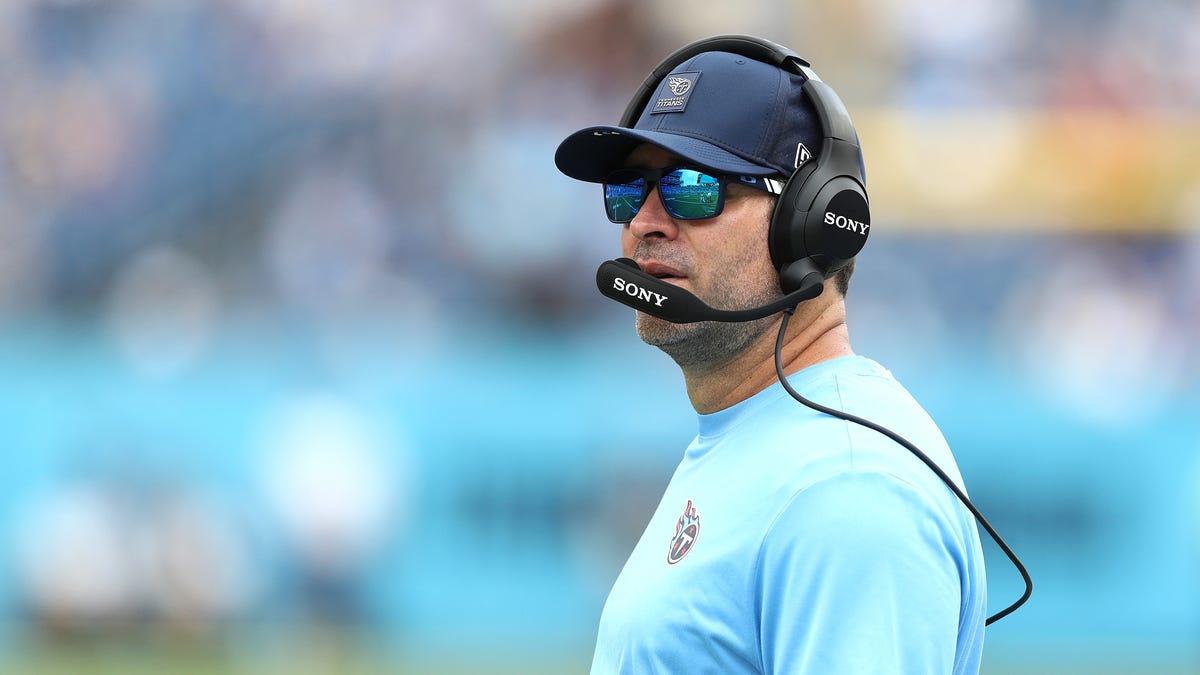 Brian Callahan fired by Titans in first NFL coach dismissal of season