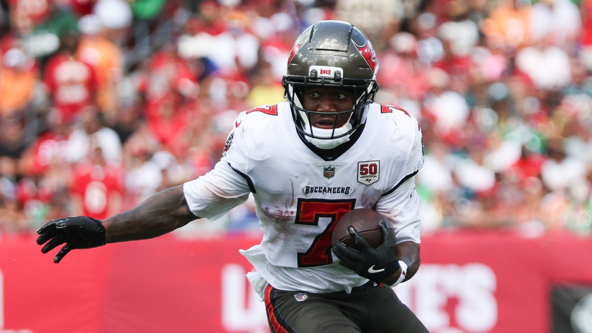 Bucky Irving injury update after Todd Bowles shares concern