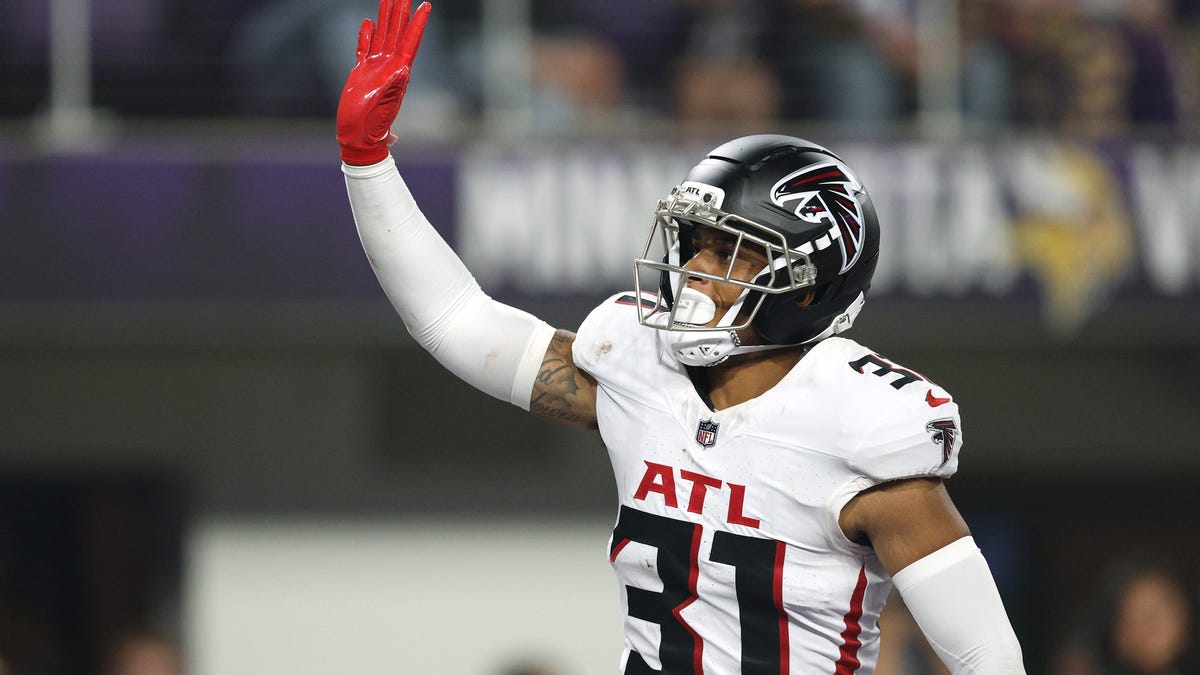 Xavier Watts wins Defensive rookie of the month