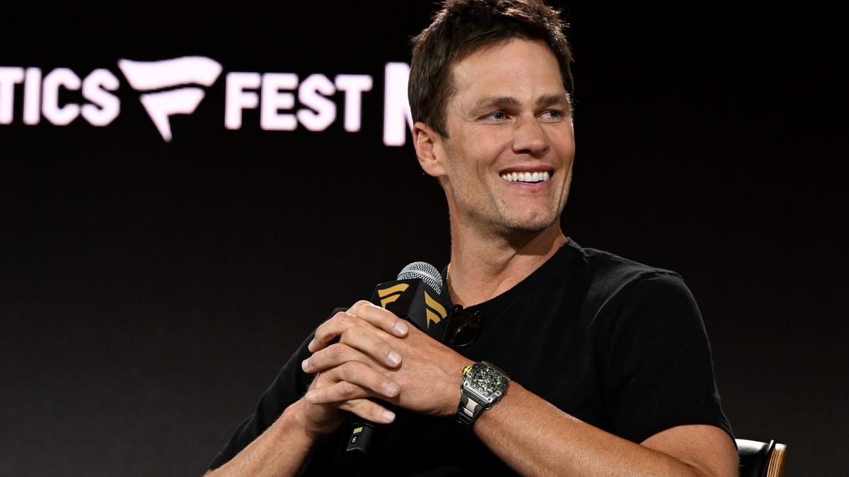 Is Tom Brady announcing today? Here's what game he'll be calling