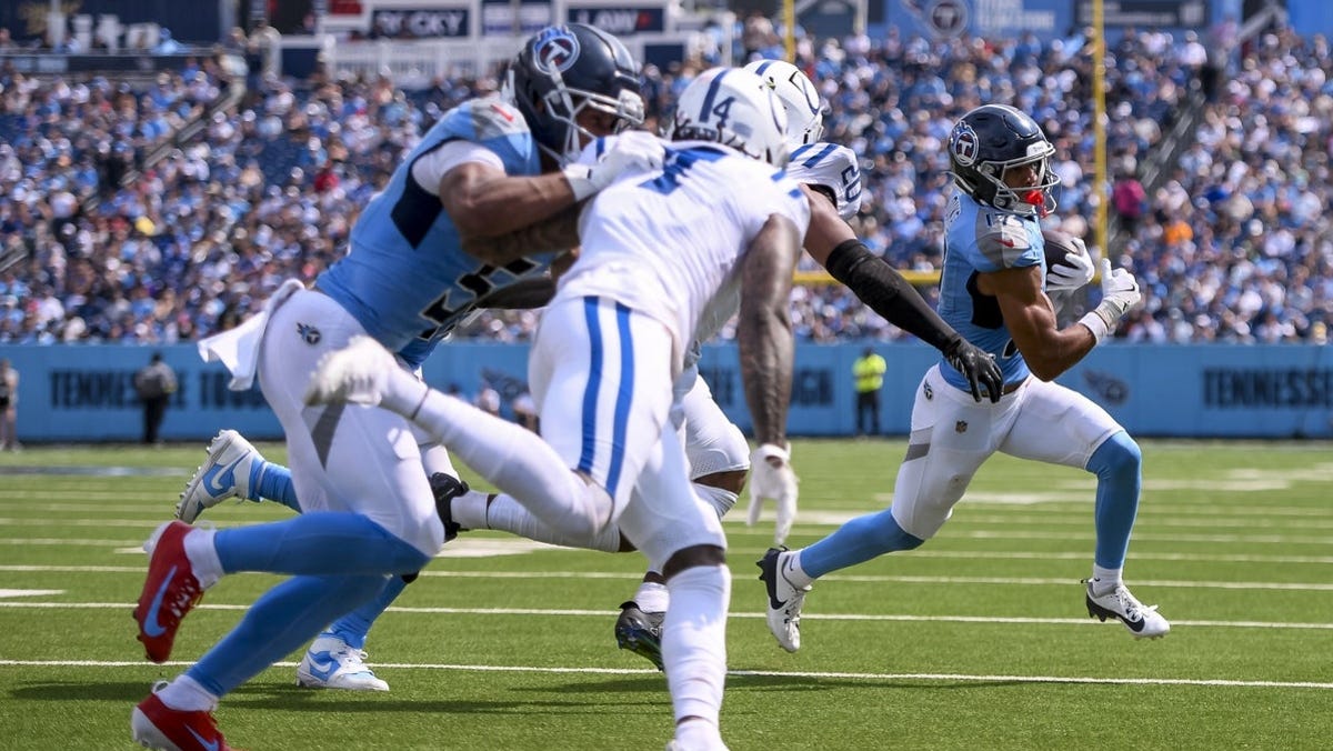 Get tickets to see Chimere Dike vs. the Cardinals