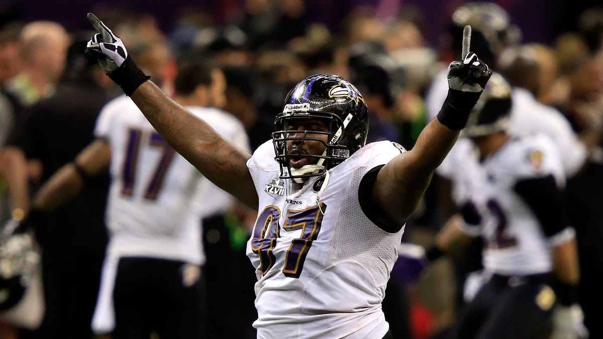 Brother of former Cardinals standout Chandler Jones dead at 39