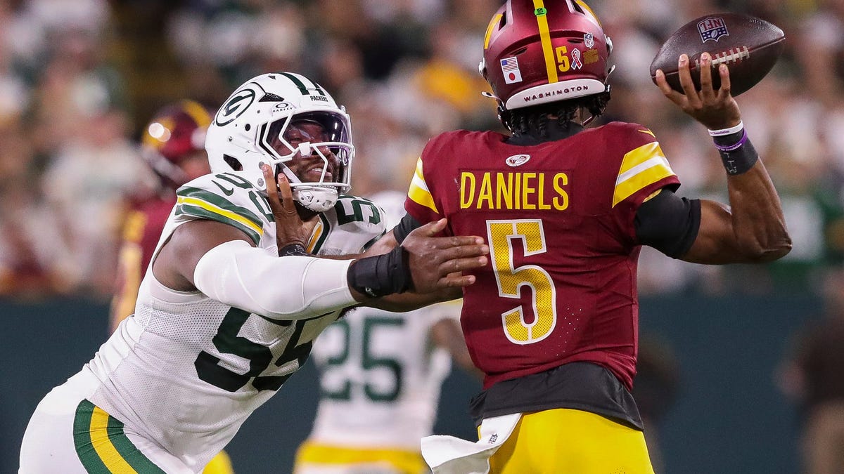Is Jayden Daniels playing in Week 5? Commanders QB injury update news