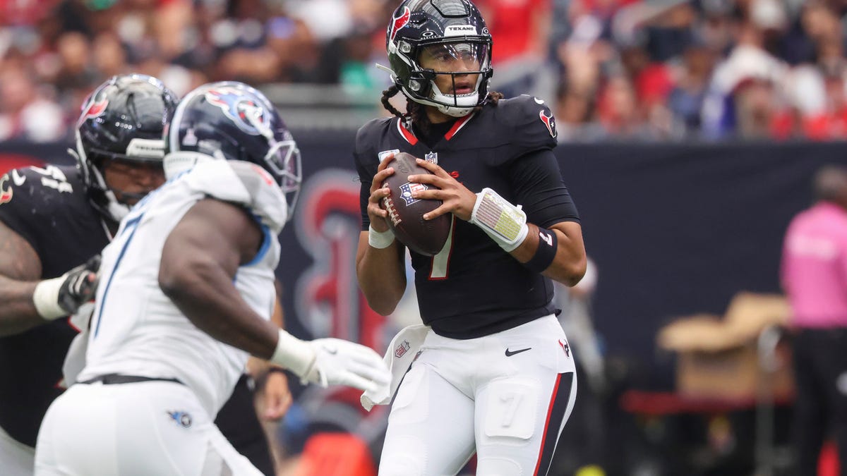 Texans at Ravens odds, picks and predictions
