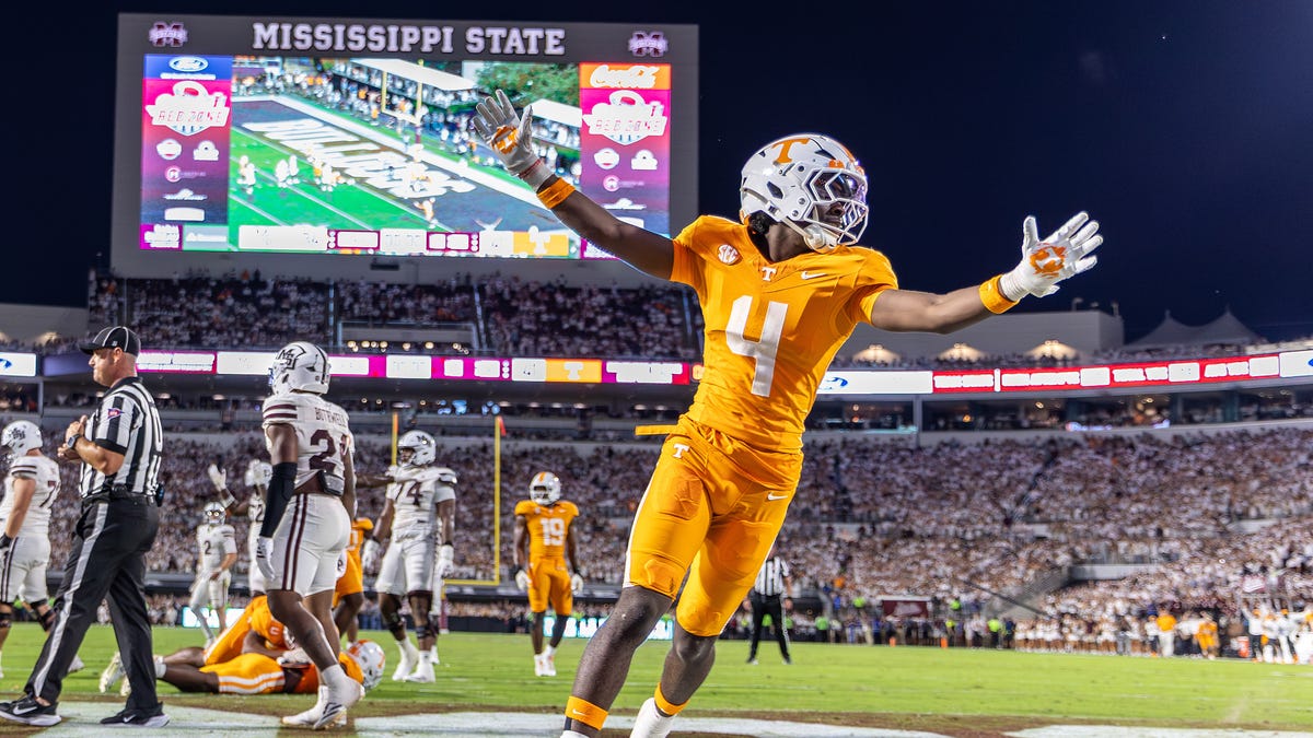 How to buy Tennessee vs. Arkansas college football tickets