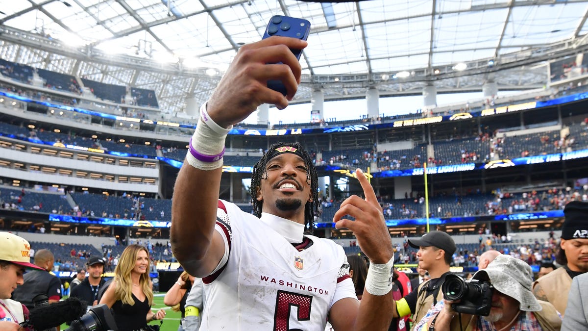 Chicago Bears vs Washington Commanders picks, odds for NFL Week 6 game