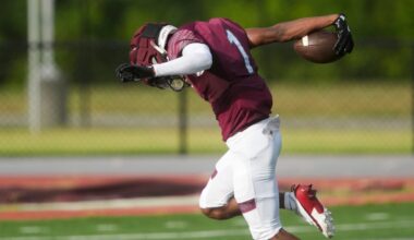 Vols offer son of former NFL linebacker