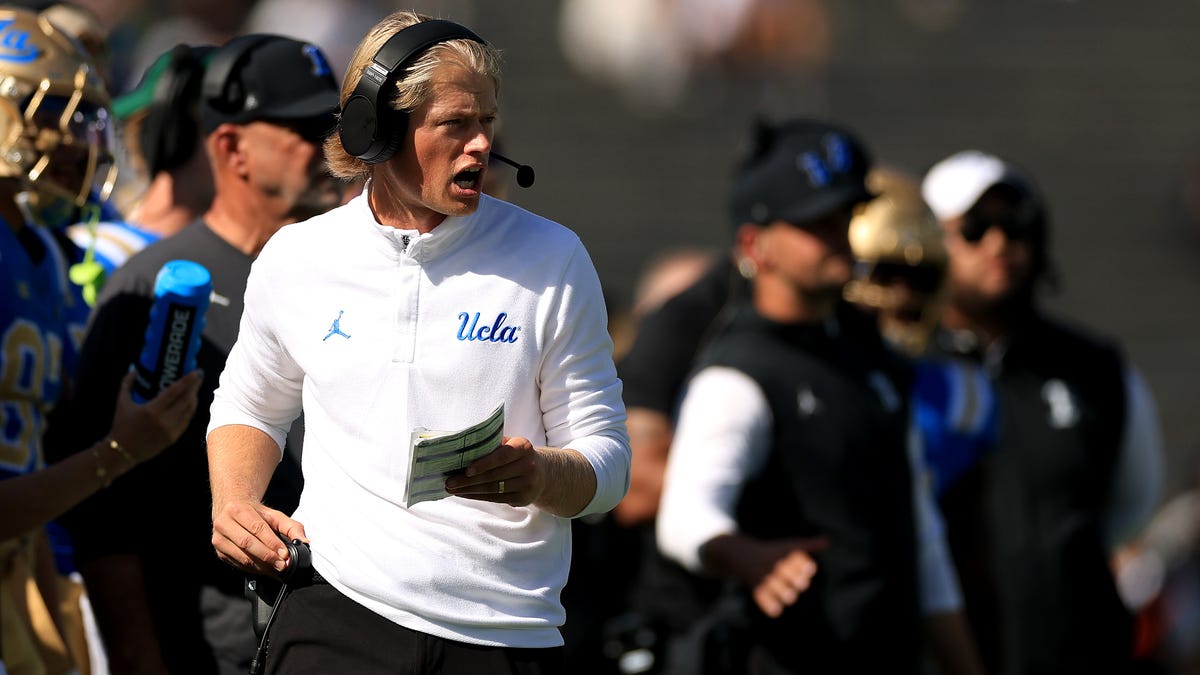 Jerry Neuheisel, UCLA give all of college football emotional lift