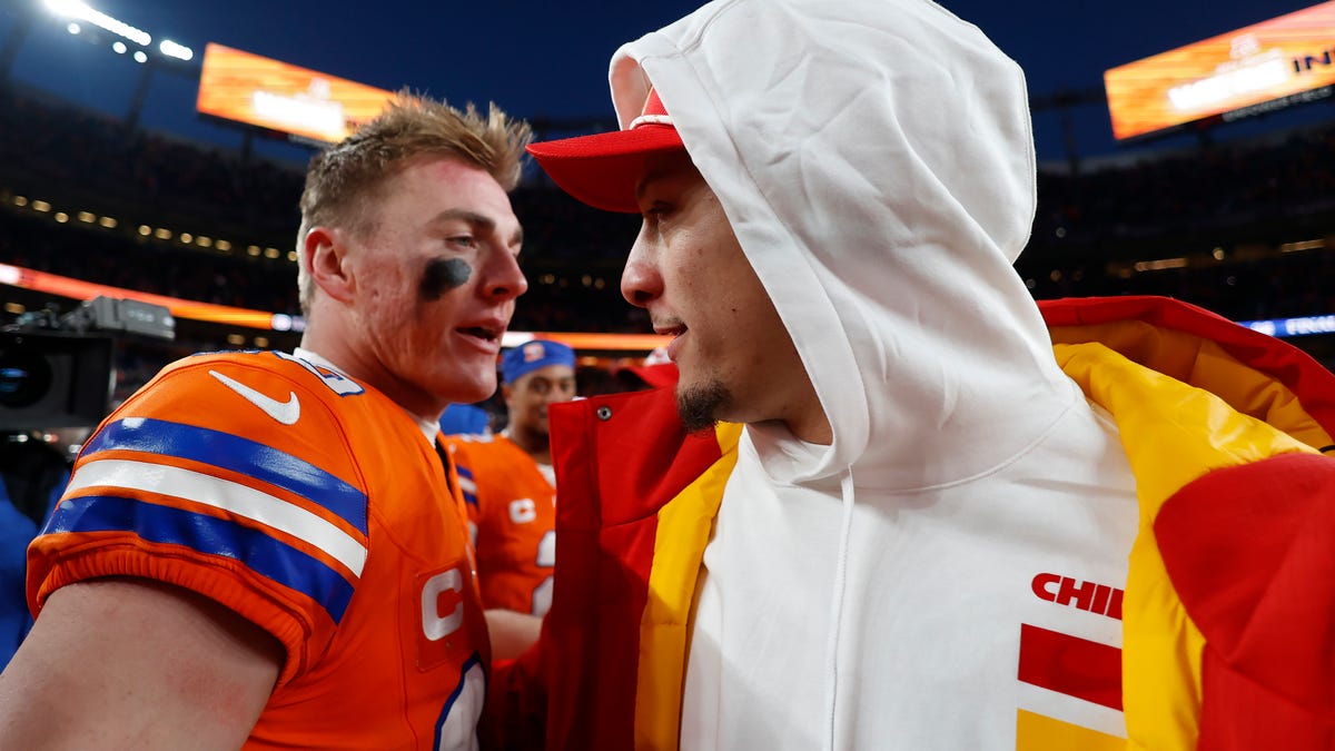 Broncos jump ahead Chiefs in AFC race