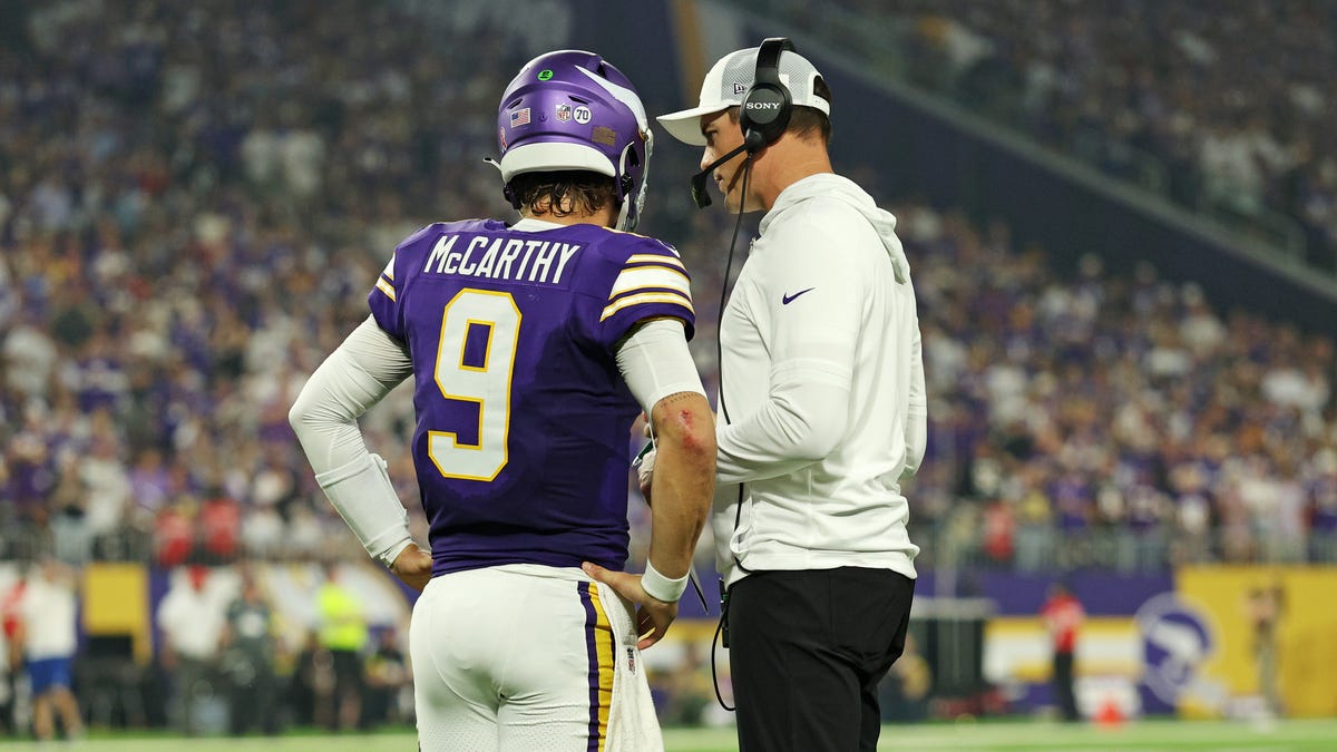 Vikings insider ponders if we will see J.J. McCarthy anytime soon