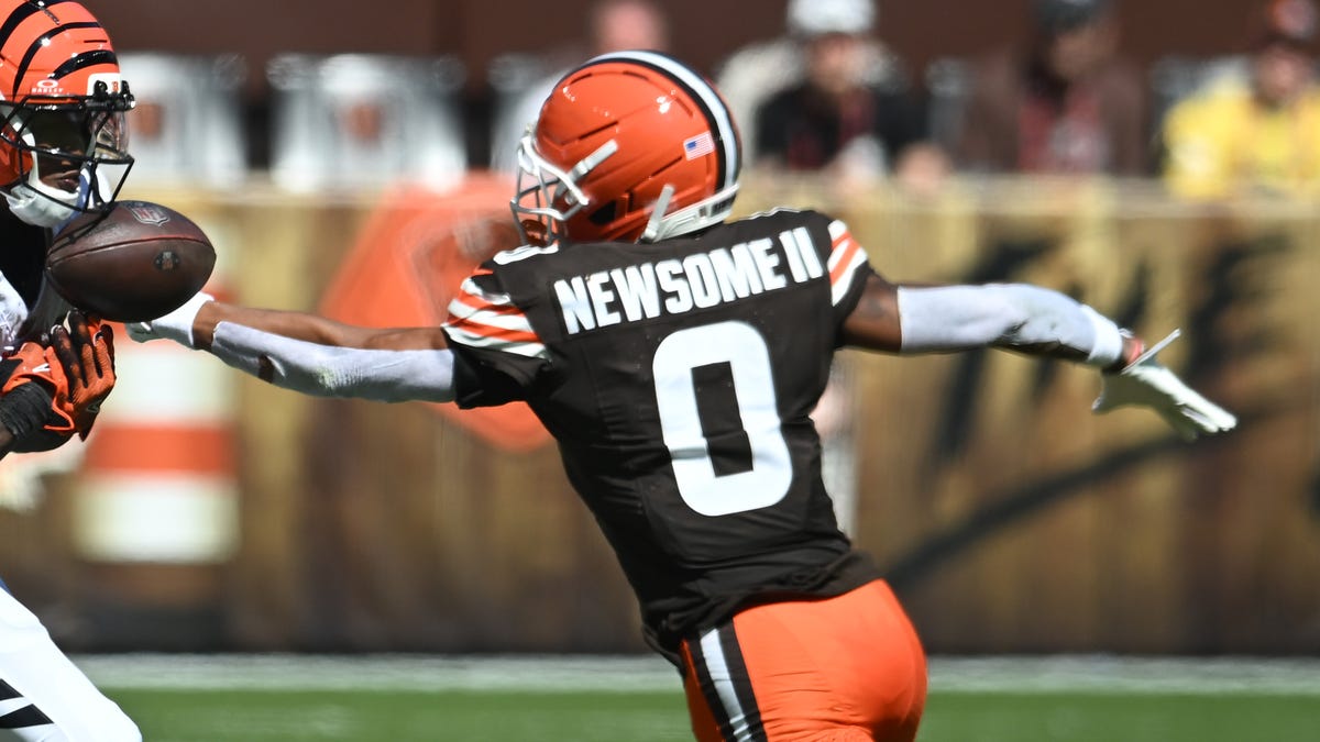 Browns-Jaguars trade swaps Greg Newsome, Tyson Campbell