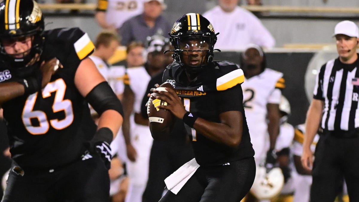 Southern Miss at Georgia Southern odds, picks and predictions