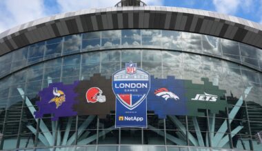 Kick-off for Jets-Broncos Week 6