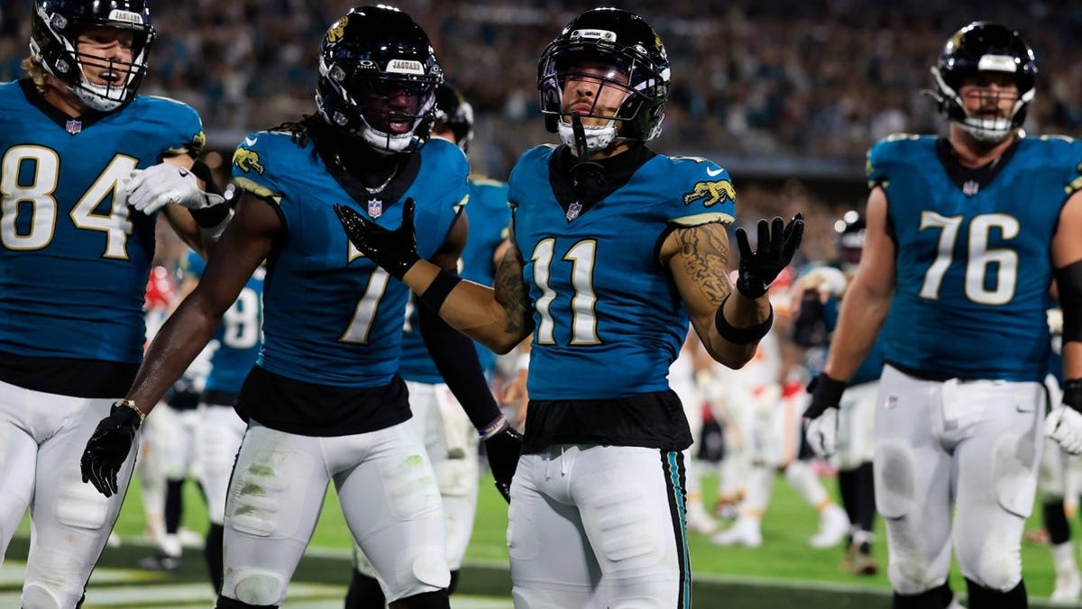 Get tickets to see Parker Washington vs. the Rams