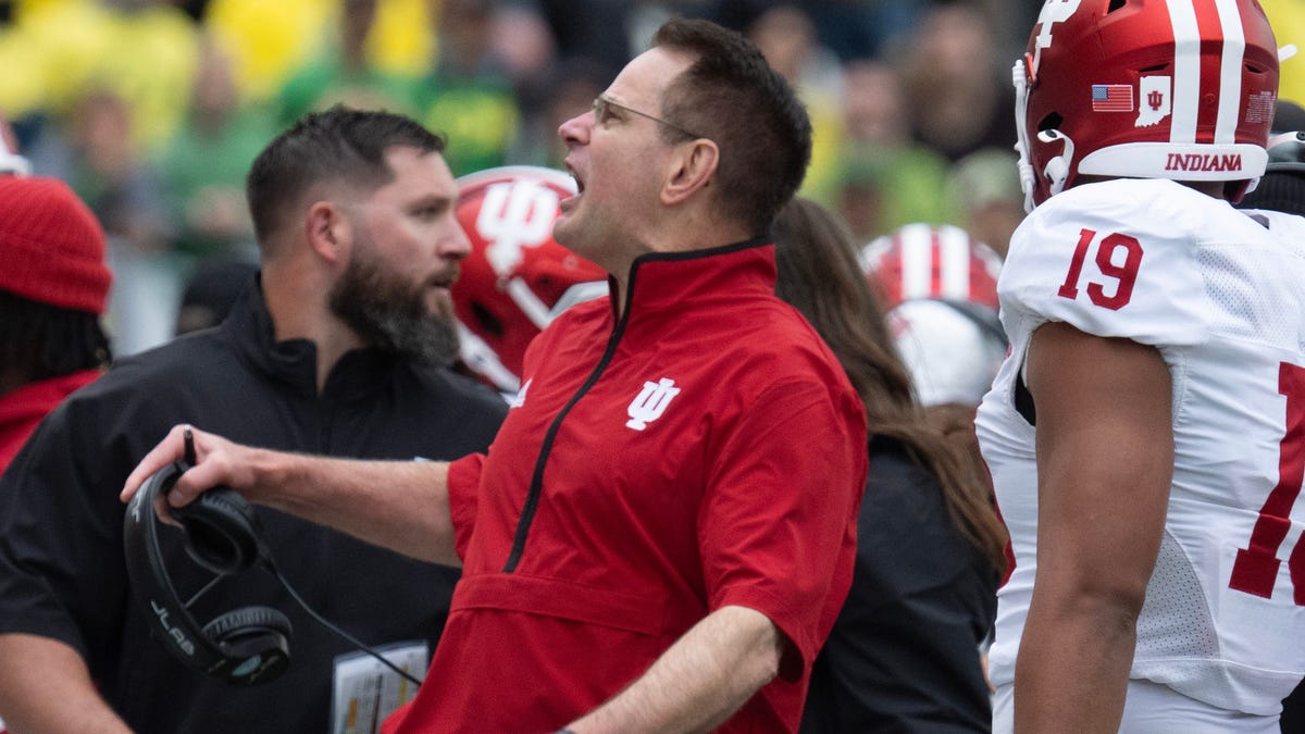 Indiana outmuscles Oregon, makes statement as nation's best team