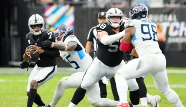 Dre'Mont Jones sits out, JL'Jrius Sneed limited