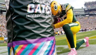Packers add starting cornerback to injury report, move 3 to active roster