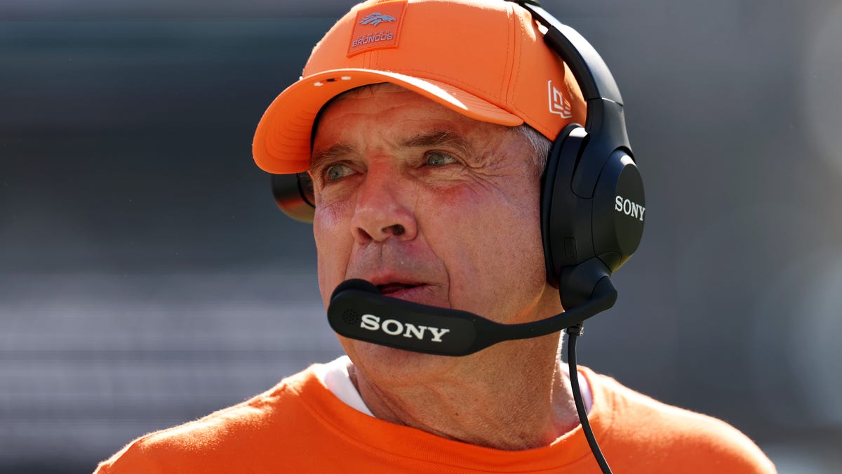 Broncos' 'unusual' schedule omits bye after London game