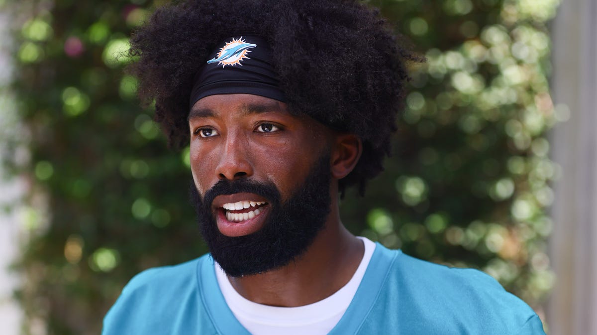 Strickland waived, 3 signed to the practice squad