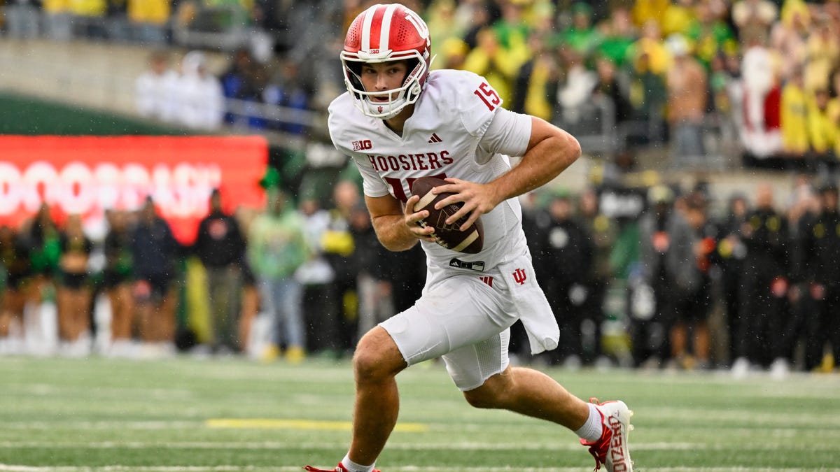Fernando Mendoza keeps top spot in 2026 NFL Draft QB rankings