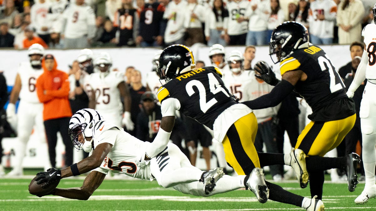Joey Porter Jr not flagged for DPI on Tee Higgins in Bengals-Steelers
