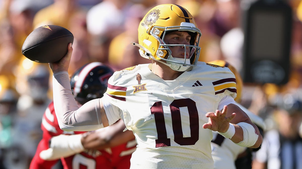 Updated top 25 in Coaches, AP polls