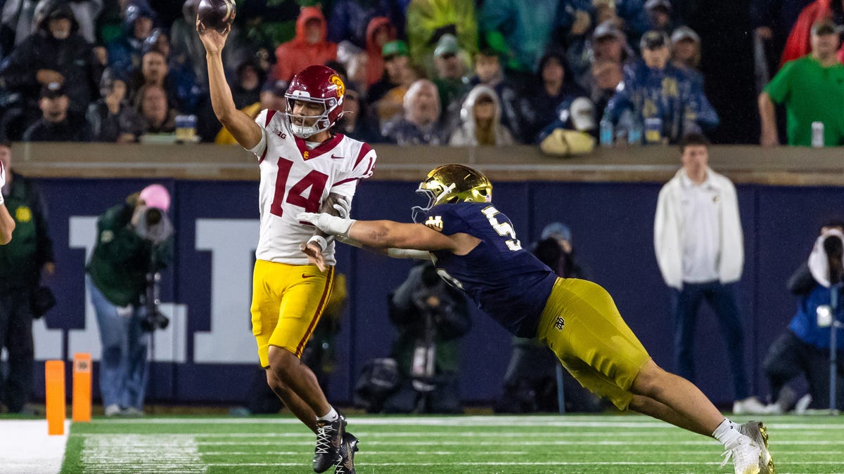 Steelers land surprise QB in new mock draft