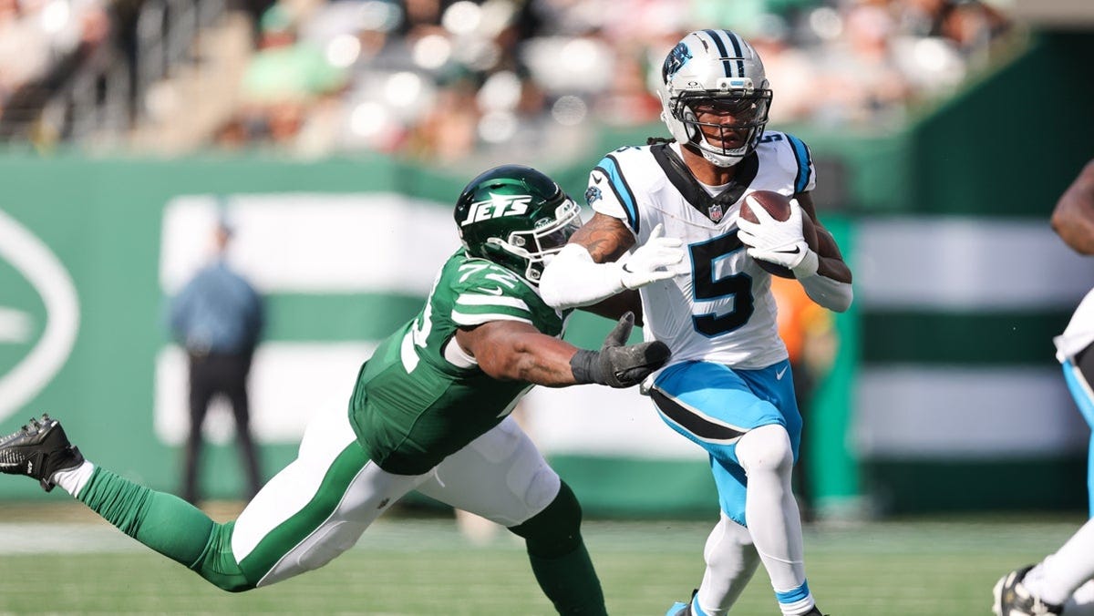 Rico Dowdle player props odds, tips and betting trends for Week 8