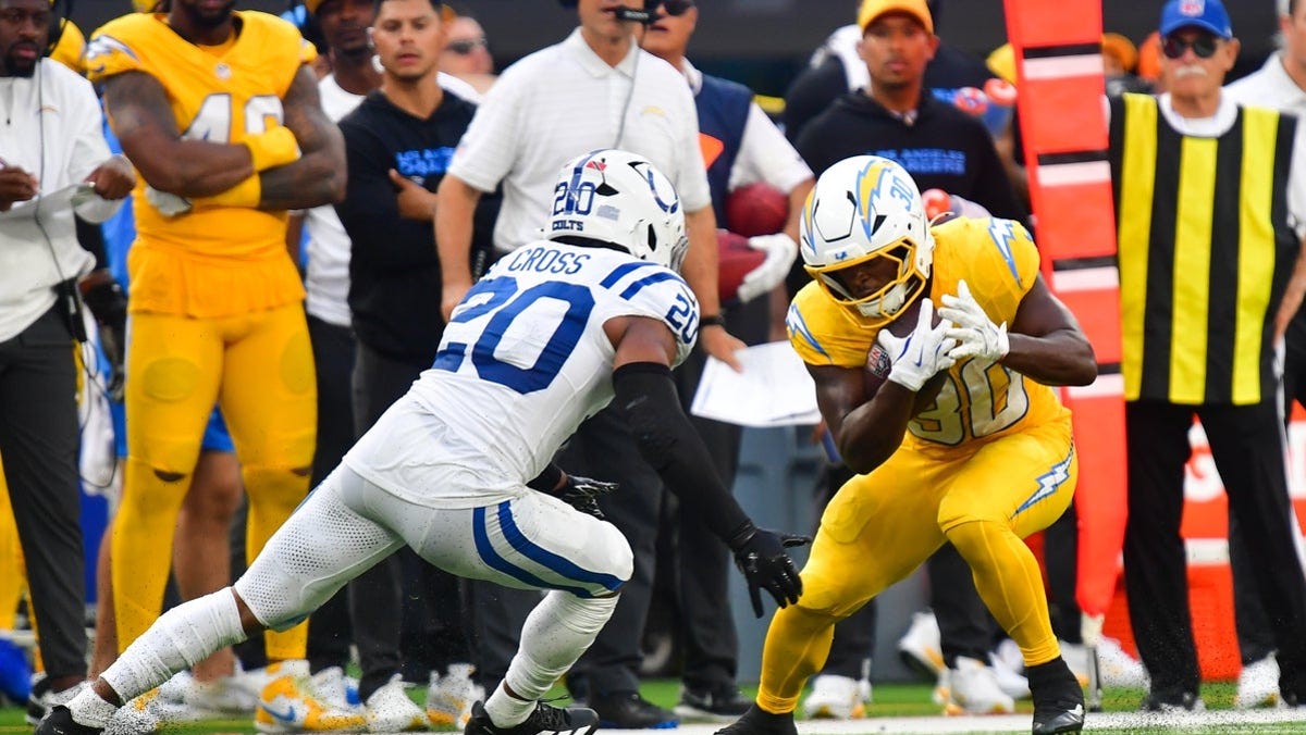 Kimani Vidal player props odds, tips and betting trends for Week 8