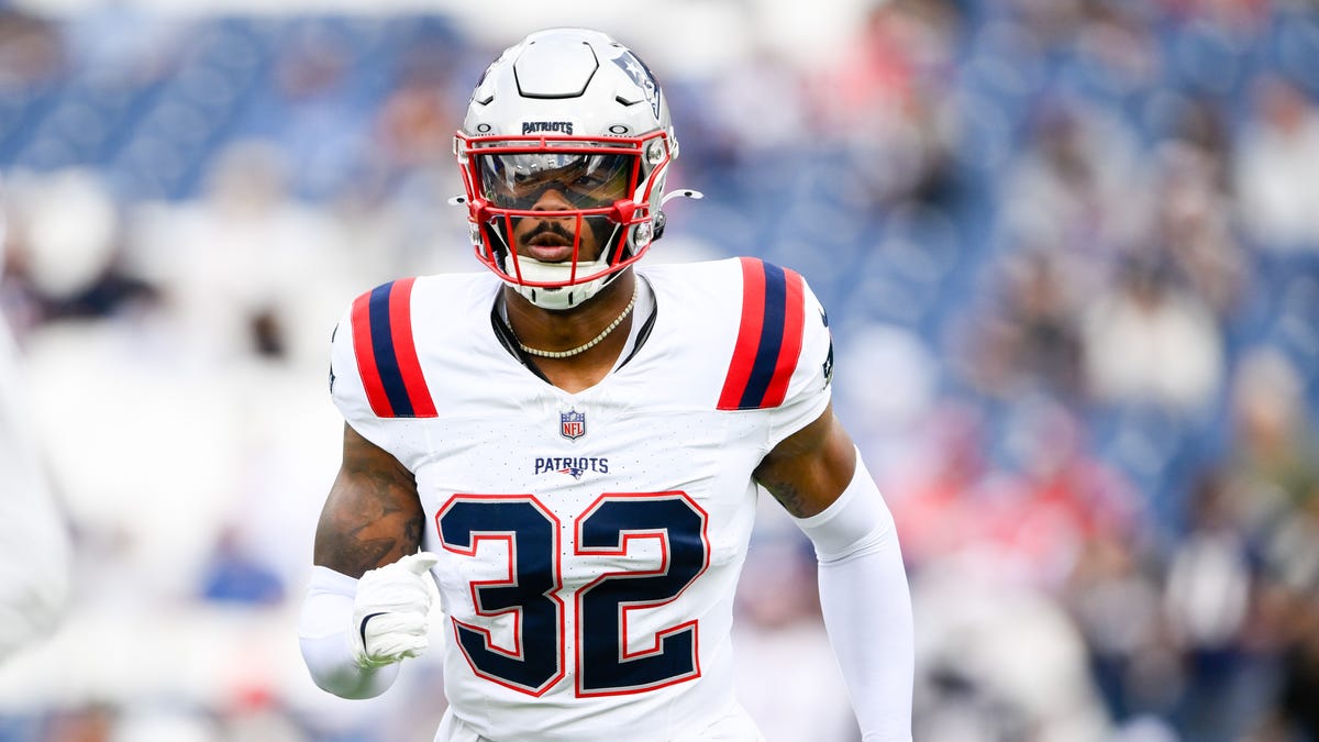 Tennessee Titans add two to practice squad