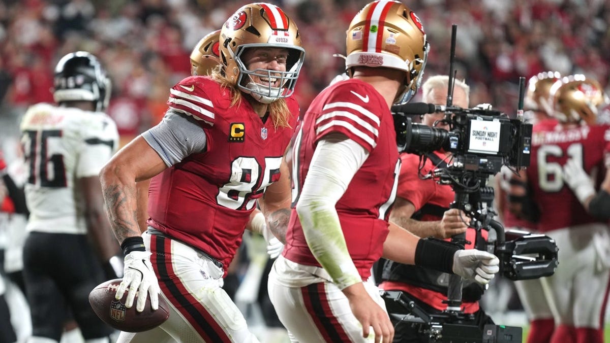 Mac Jones player props odds, tips and betting trends for Week 8