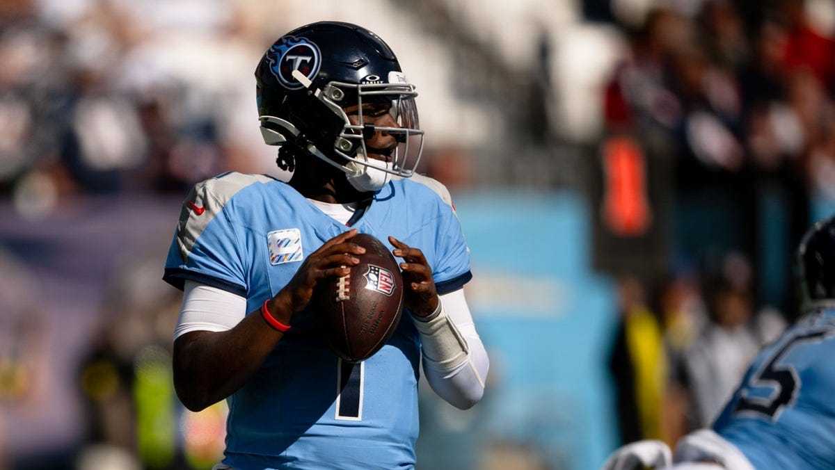 Colts vs. Titans spread, line, over/under