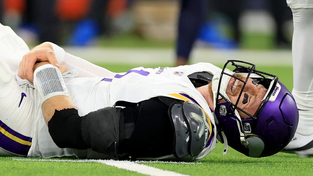 Carson Wentz's tears, helmet toss symbol of Vikings' loss to Chargers