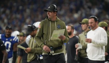 Colts remain atop the AFC