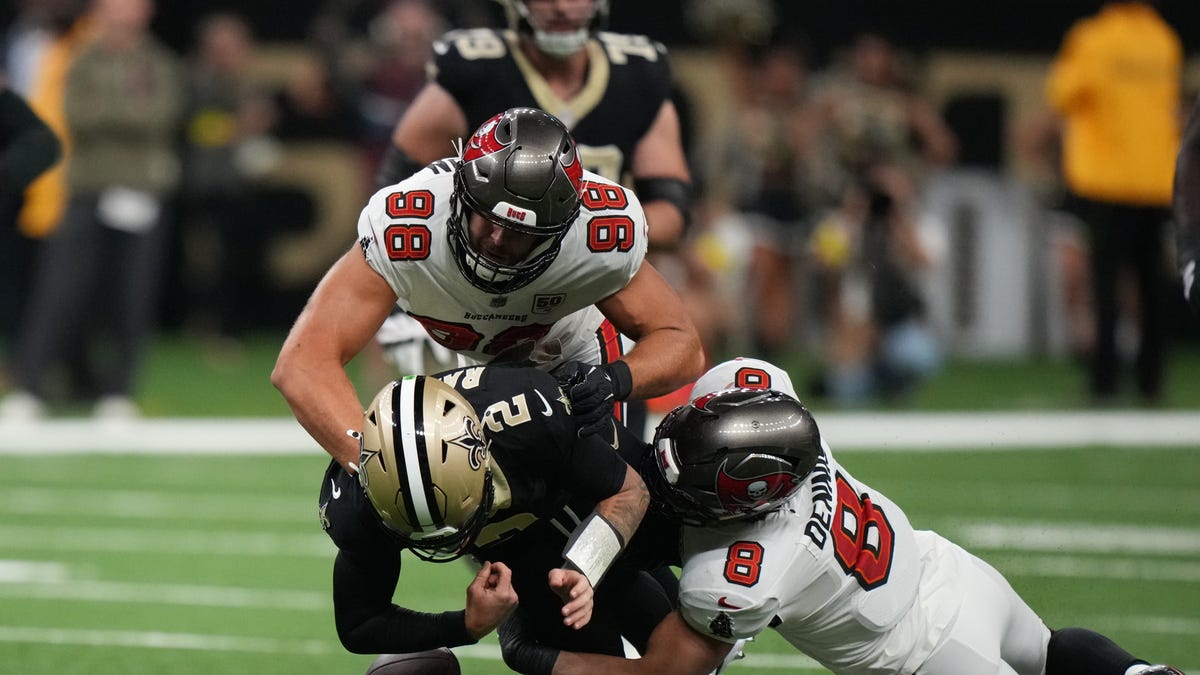 Studs and duds from the Bucs' Week 8 win over the Saints