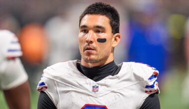 Former UW football star Taylor Rapp placed on injured reserve