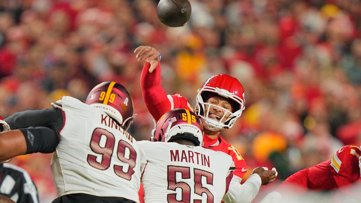 Fans, media react to 28-7 loss to Chiefs