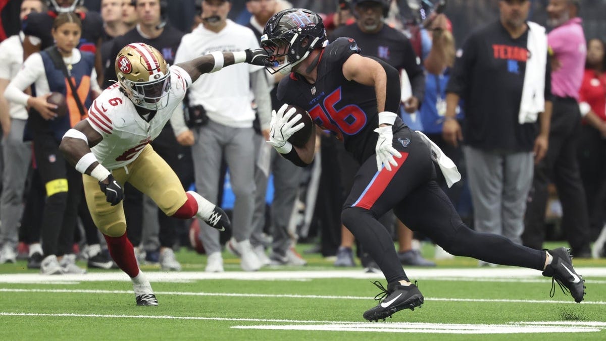 Get tickets to see Dalton Schultz vs. the Broncos