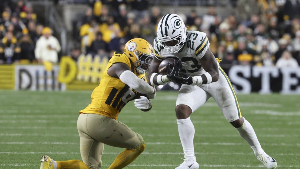 Emanuel Wilson player props odds, tips and betting trends for Week 9