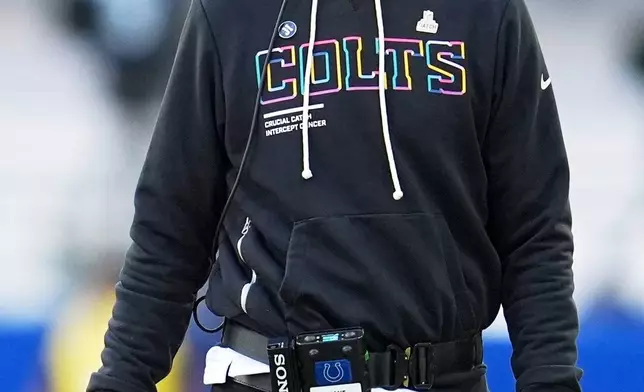 Indianapolis Colts head coach Shane Steichen reacts during the second half of an NFL football game against the Arizona Cardinals Sunday, Oct. 12, 2025, in Indianapolis. (AP Photo/Michael Conroy)