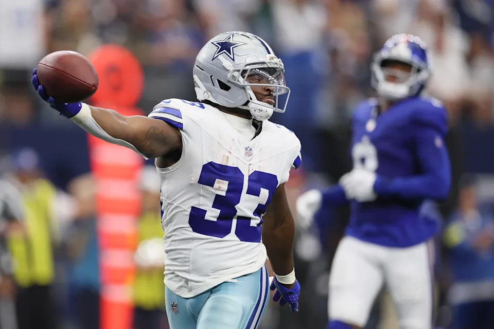 ARLINGTON, TEXAS - SEPTEMBER 14: Javonte Williams #33 of the Dallas Cowboys runs for a touchdown during the third quarter of the game against the New York Giants at AT&T Stadium on September 14, 2025 in Arlington, Texas. (Photo by Sam Hodde/Getty Images)