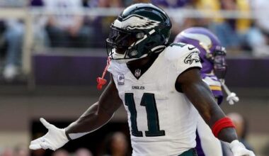 Jalen Hurts jump-starts the Eagles by passing for 326 yards and 3 TDs in a 28-22 win vs. Vikings