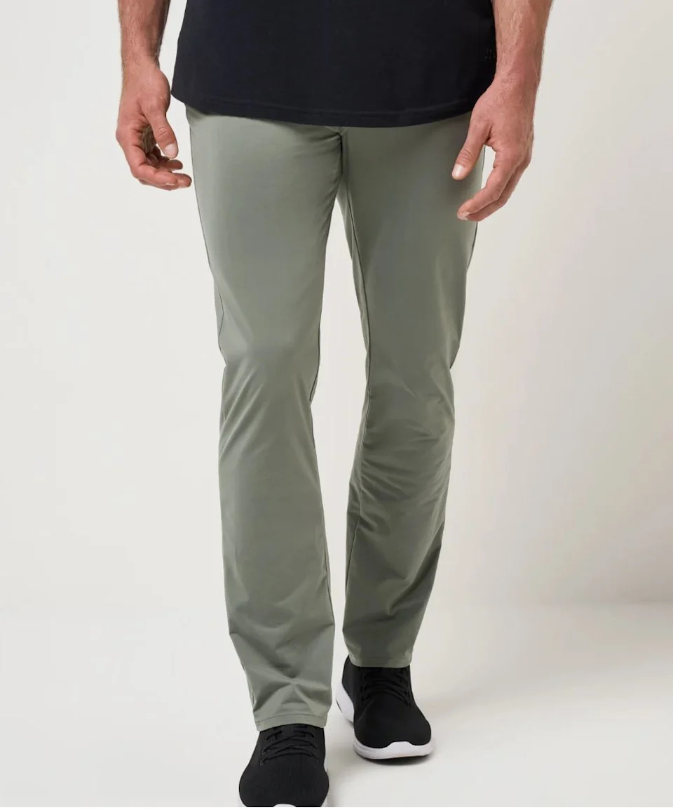 Rams Quarterback Jimmy Garoppolo Stars in TravisMatthew Campaign